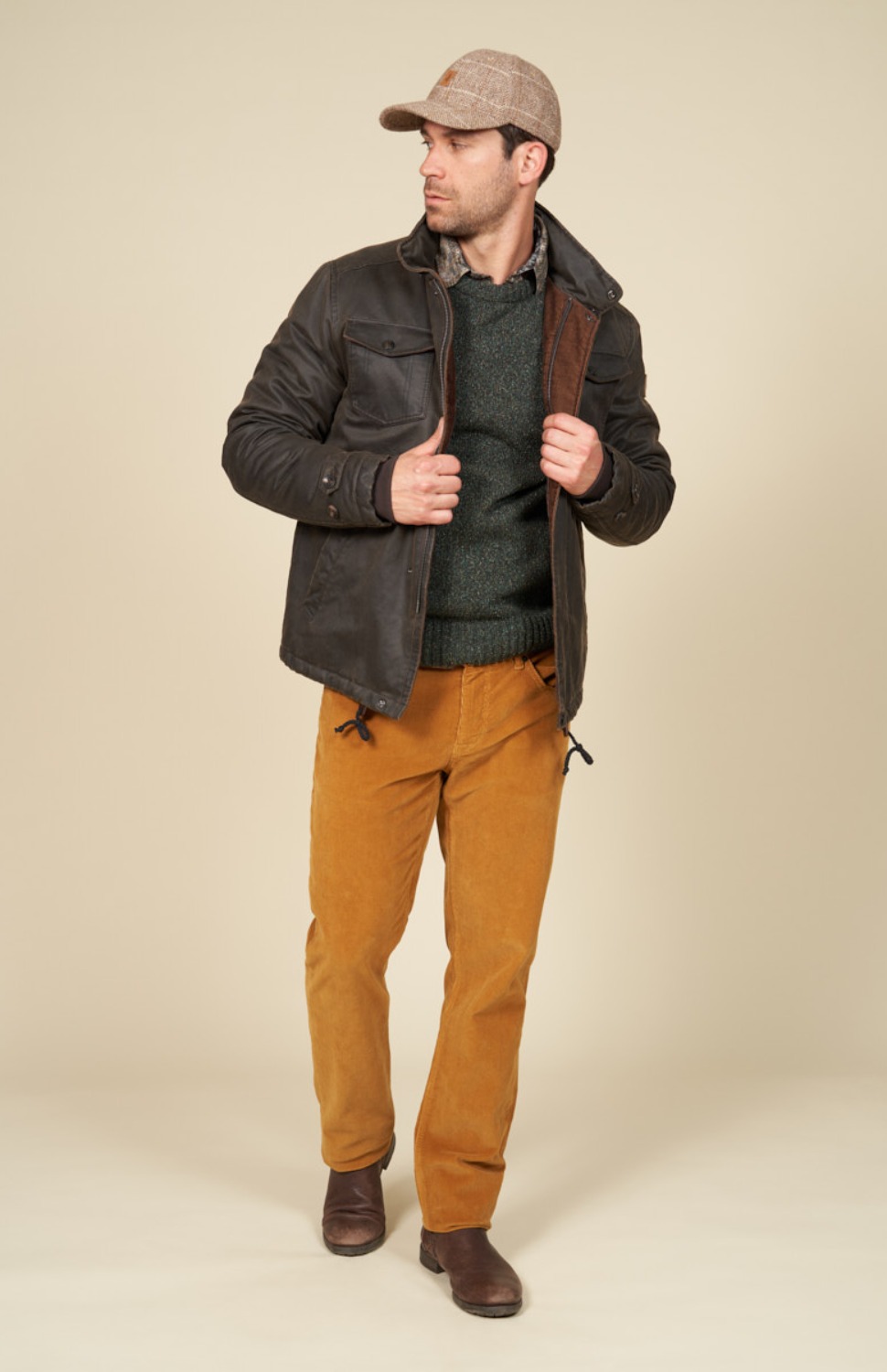 W26RMVEST_C002-3